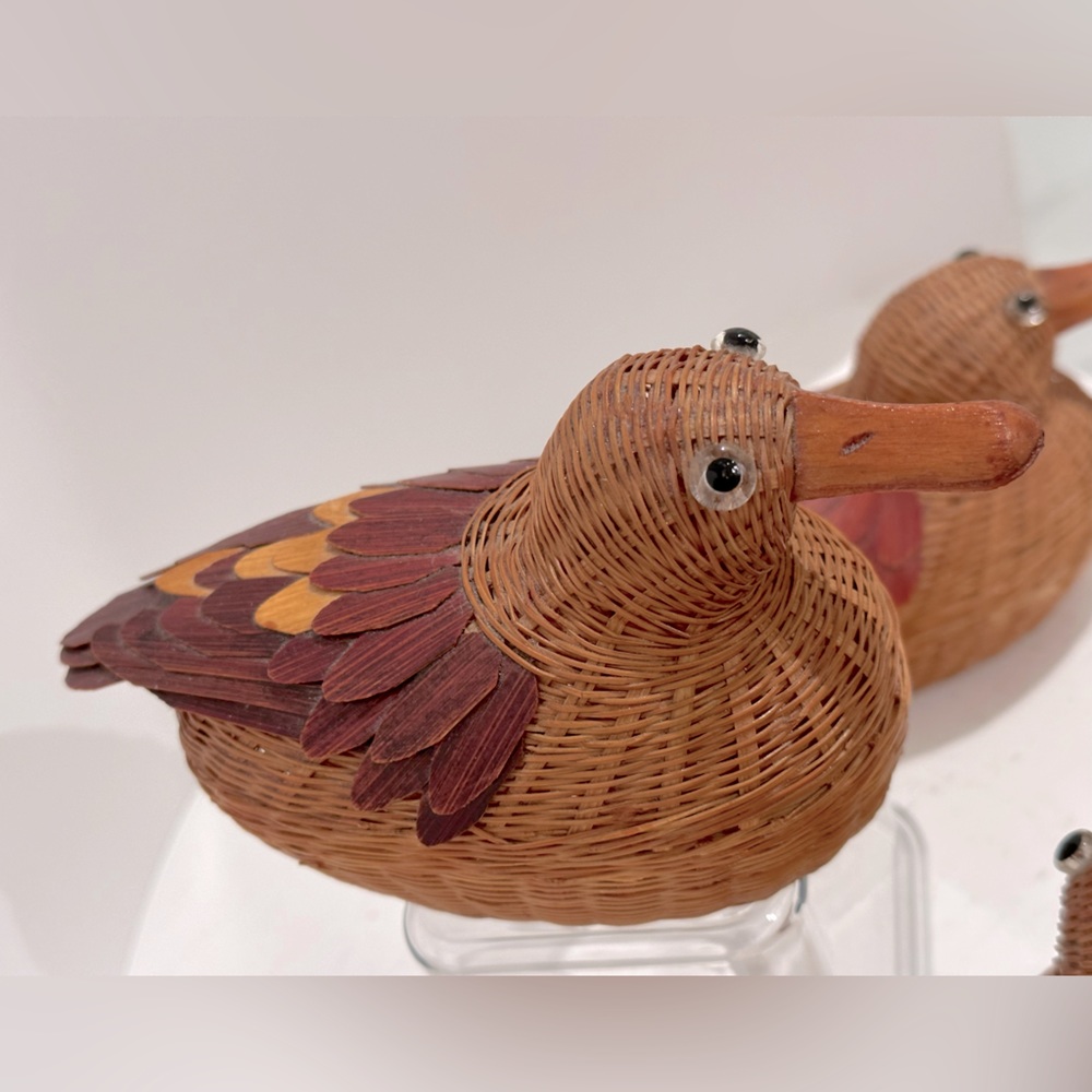 Vintage Woven Rattan Wicker Little Basket Duck Farmhouse Brown (05000) - Picture 11 of 11